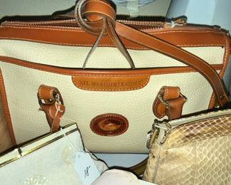 DOONEY & BOURKE "ALL WEATHER LEATHER"