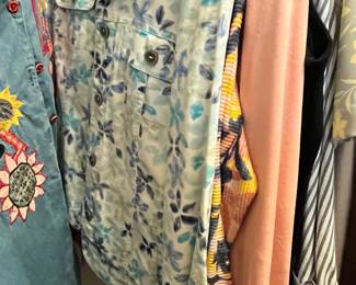 LOTS OF FINE BRANDS HERE!