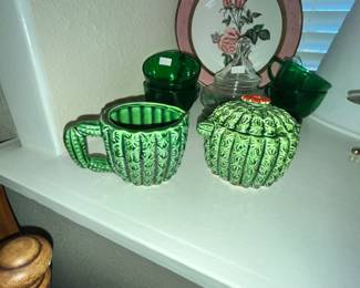 CUTE VINTAGE CACTUS SUGAR & CREAMER SET