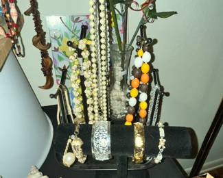 NECKLACES & BRACELETS