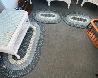 BRAIDED RUGS