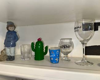 some Nao / Lladro figurines inc Traveling Boy