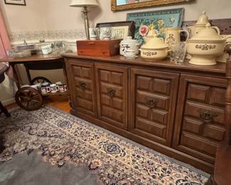 Hutch and pfaltzgraff set