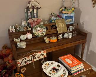 Piano and Holiday Decor