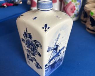Delft Blue Decanter Holland