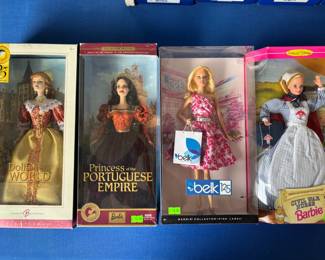 Barbie, Barbie, Barbie!!!
Holiday, collectibles, rare, era, $20-$200 each Most $30-$40 each