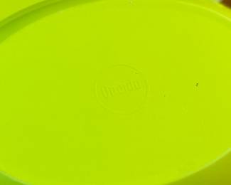 This lot features a collection of vintage pastel dinner plates and bowl by various designers including Heller Design, Oneida, & more. All appear to be in good condition with the exception of one chip in a plate shown in photos.

