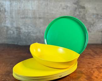 This lot features a collection of vintage pastel dinner plates and bowl by various designers including Heller Design, Oneida, & more. All appear to be in good condition with the exception of one chip in a plate shown in photos.

