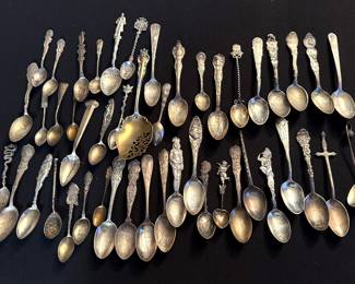 Large group of exceptional antique sterling silver souvenir spoons, some very rare pieces 
