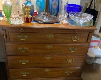 Henkel-Harris mahogany chest of drawers, made in Winchester, VA.  Please note:  some minor blemishes