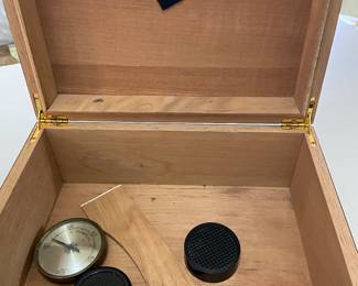 Beautiful inlaid wood Humidor