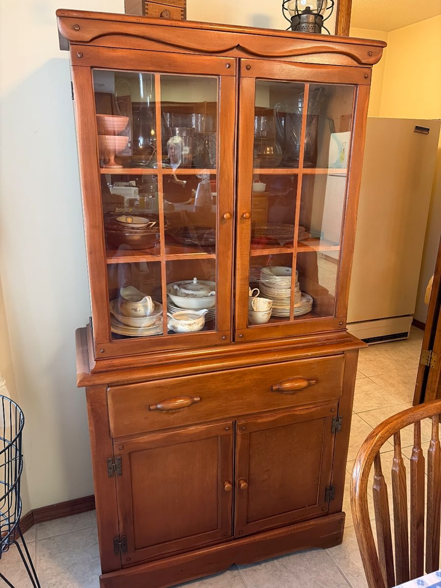 China hutch