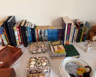 Books, trinket boxes