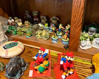 Frog decor and tchotchkes