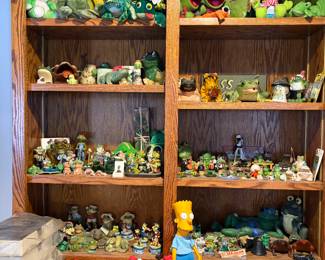 Frog decor and tchotchkes
