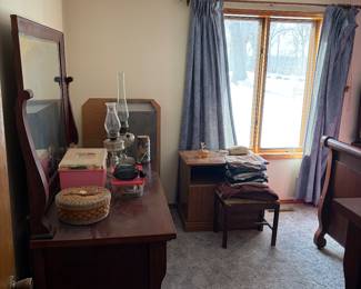 Antique bedroom furniture 