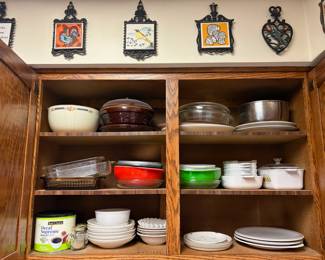 Pyrex, Corelle, bakeware, dishes