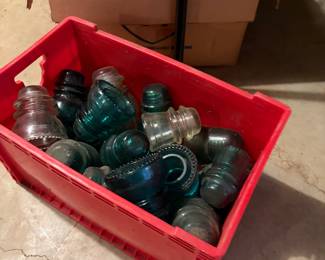 Antique/vintage insulators 