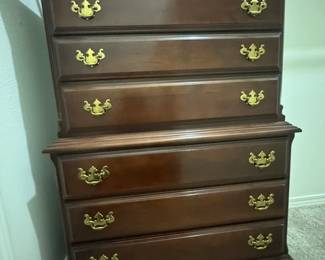 Lane Chest of Drawers