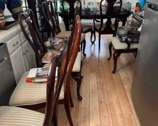 Lane Dining Room Table with 8 chairs and 2 extensions AND  Lane China Cabinet