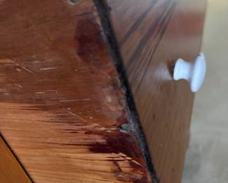 Primitive 3 Drawer Pine Chest -joinery