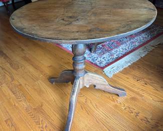 Mahogany Burl Tilt Table 