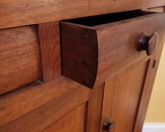 Corner Cabinet Detail