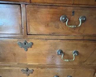 Federal Desk Hardware