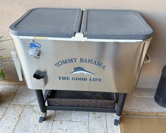 Tommy Bahama cooler 