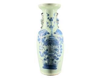 Large Chinese Export blue and white floral vase