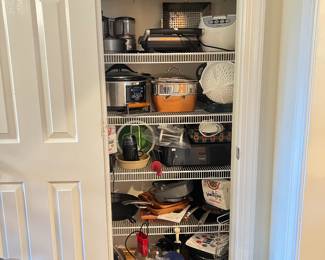 Various Kitchen Appliances 