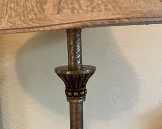 9	$50.00	Pair of stick lamps   31H
