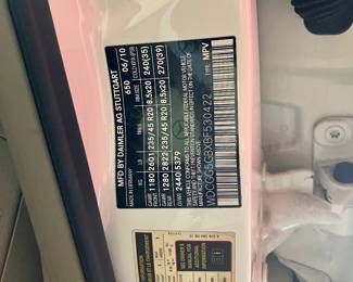 27		2011 Mercedes Benz GLK 350 - 1 owner - 4 doorwagon sport Utility Vehicle - 3.5 L V6 Rear wheel drive - 114,255 miles - garage kept - Serviced at Ceentennial Imports - Available for Silent bids only - to be open on Jan 19th at noon - 
Vin: WDCGG5GBXBF530422
