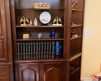 4		Thomasville Wall unit brown wood - 
100.00	12corner cabinet s 17W X 17D X 80H
$150 each	2 bookshelve with cabinet  36W X 16D X80H
$150 each	1 cabinet with tree drawers  39W X 22D X 80H
BUY ALL FOR $600