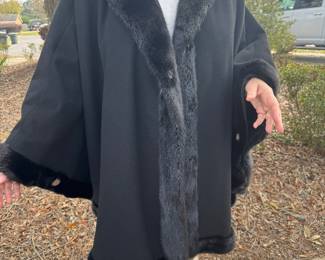 $275 - Cashmere cape & fox collar. Size 10-14