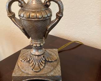 9	$50.00	Pair of stick lamps   31H
