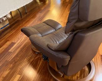 Stressless in mint condition $450 Scandinavian brand