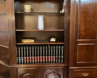 4		Thomasville Wall unit brown wood - 
100.00	12corner cabinet s 17W X 17D X 80H
$150 each	2 bookshelve with cabinet  36W X 16D X80H
$150 each	1 cabinet with tree drawers  39W X 22D X 80H -BUY ALL FOR $600
