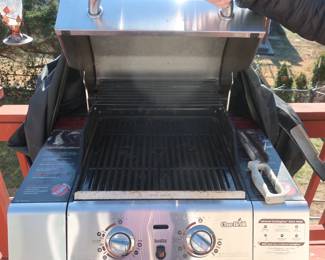 inside of Bar Be Que