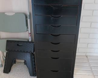 storge cabinet with drawers