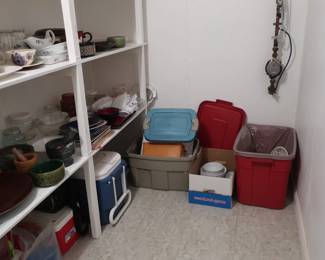 decor, plastic storage containers, misc