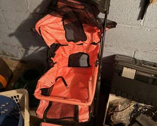 Dog stroller