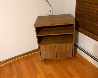Small serving cart 