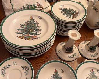 Spode many pieces and assessories 