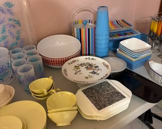 Boontonware yellow vintage set 