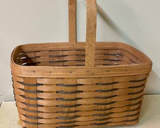 LARGE LONGABERGER BASKET
