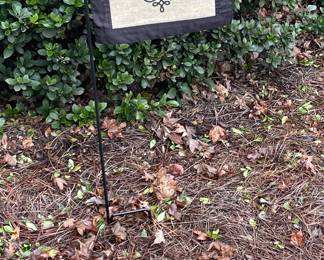 "J" GARDEN FLAG, DECORATIVE GARDEN SPHERE