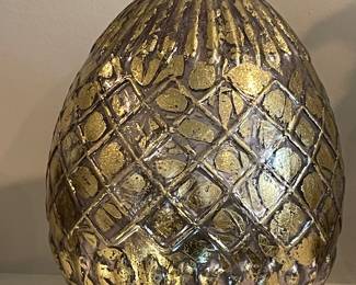 LIGHTED ARTICHOKE LAMP