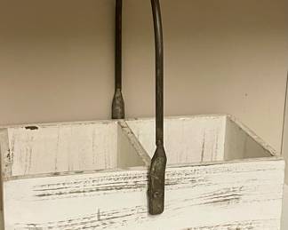 WHITE WASH CADDY WITH WROUGHT IRON HANDLE