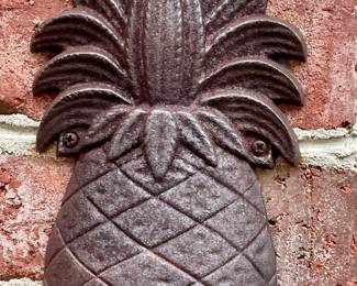 LARGE CAST IRON PINEAPPLE WALL DECOR